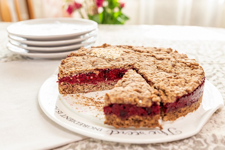 Oatmeal cake