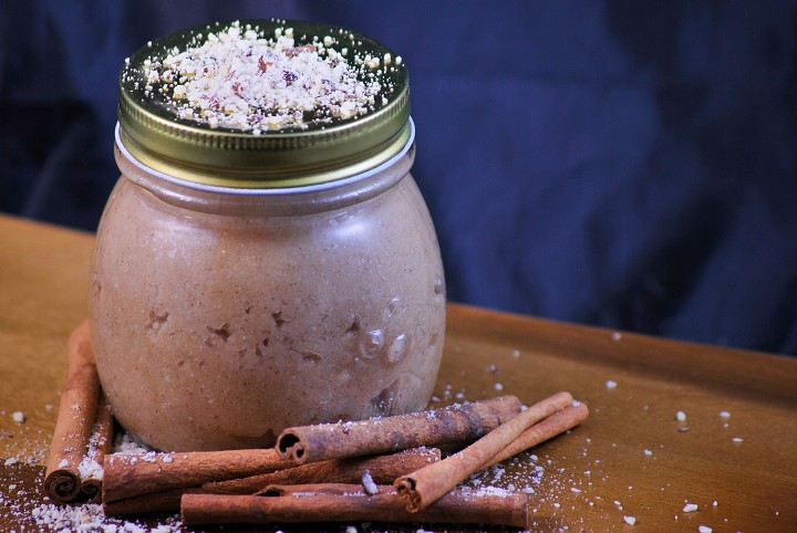 Almond butter with cinnamon